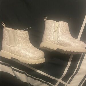 Carter's Kids Boots - Cream